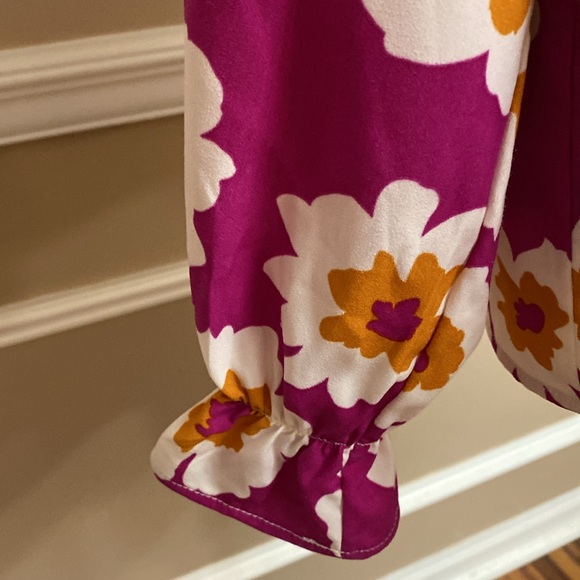 Macaron Floral Women's Top - Pink and White Medium NWOT - Picture 3 of 8